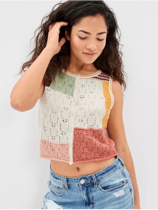 American Eagle Outfitters Tops - American Eagle Patchwork Pink Sweater Vest Top Crochet size Small Cropped Boho